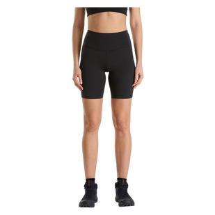 Essent High Rise (8 in) - Women's Fitted Shorts