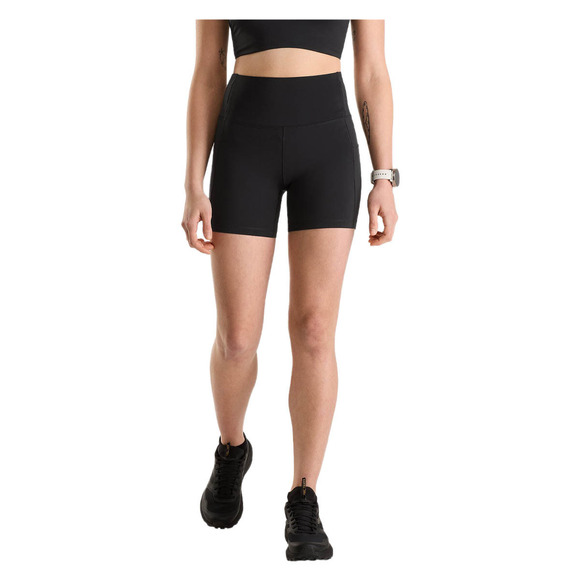 Essent High Rise 5" - Women's Fitted Shorts