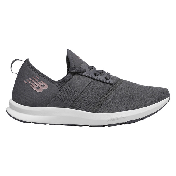 womens new balance gym shoes