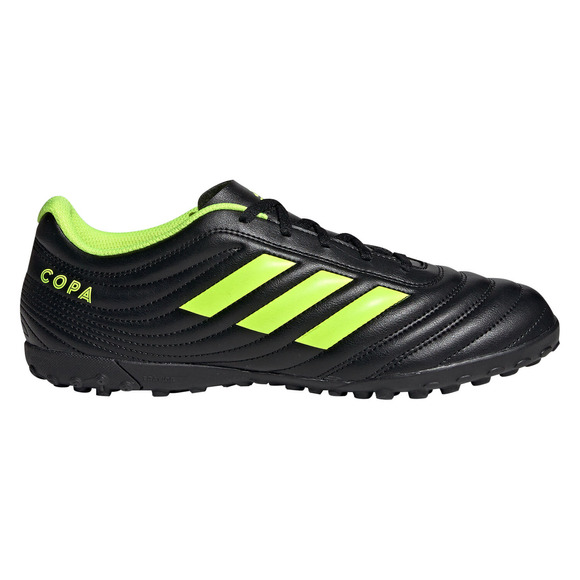 outdoor soccer shoes