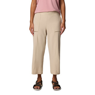 Boundless Beauty - Women's Capri Pants