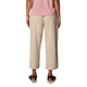 Boundless Beauty - Women's Capri Pants - 2